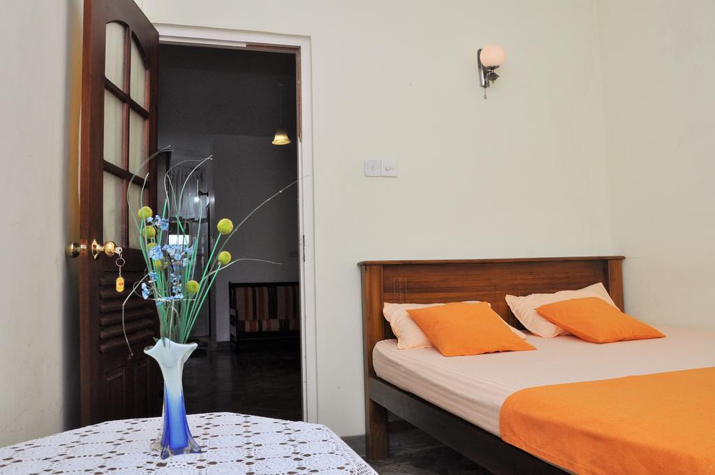 Hanthana Holiday Rooms Канди Номер фото